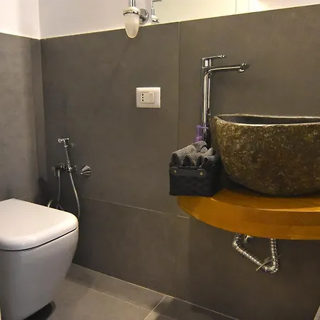 Corte Capomazza Tatil Evi Napoli