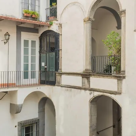 Corte Capomazza Napoli